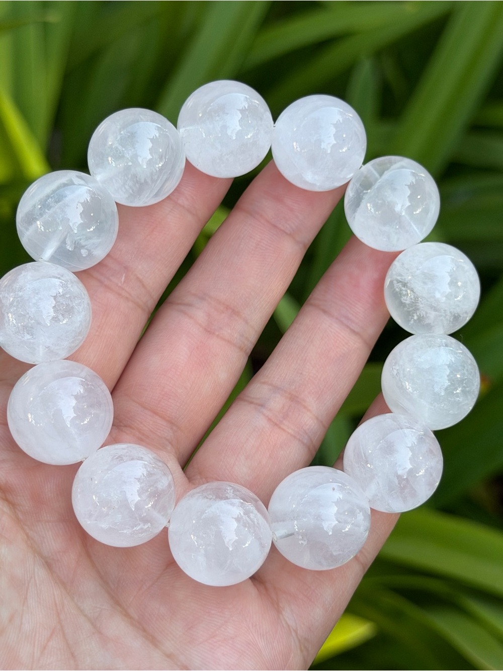 18mm Stretchable Milky Clear Quartz Bracelet 1984 - Picture 2 of 7